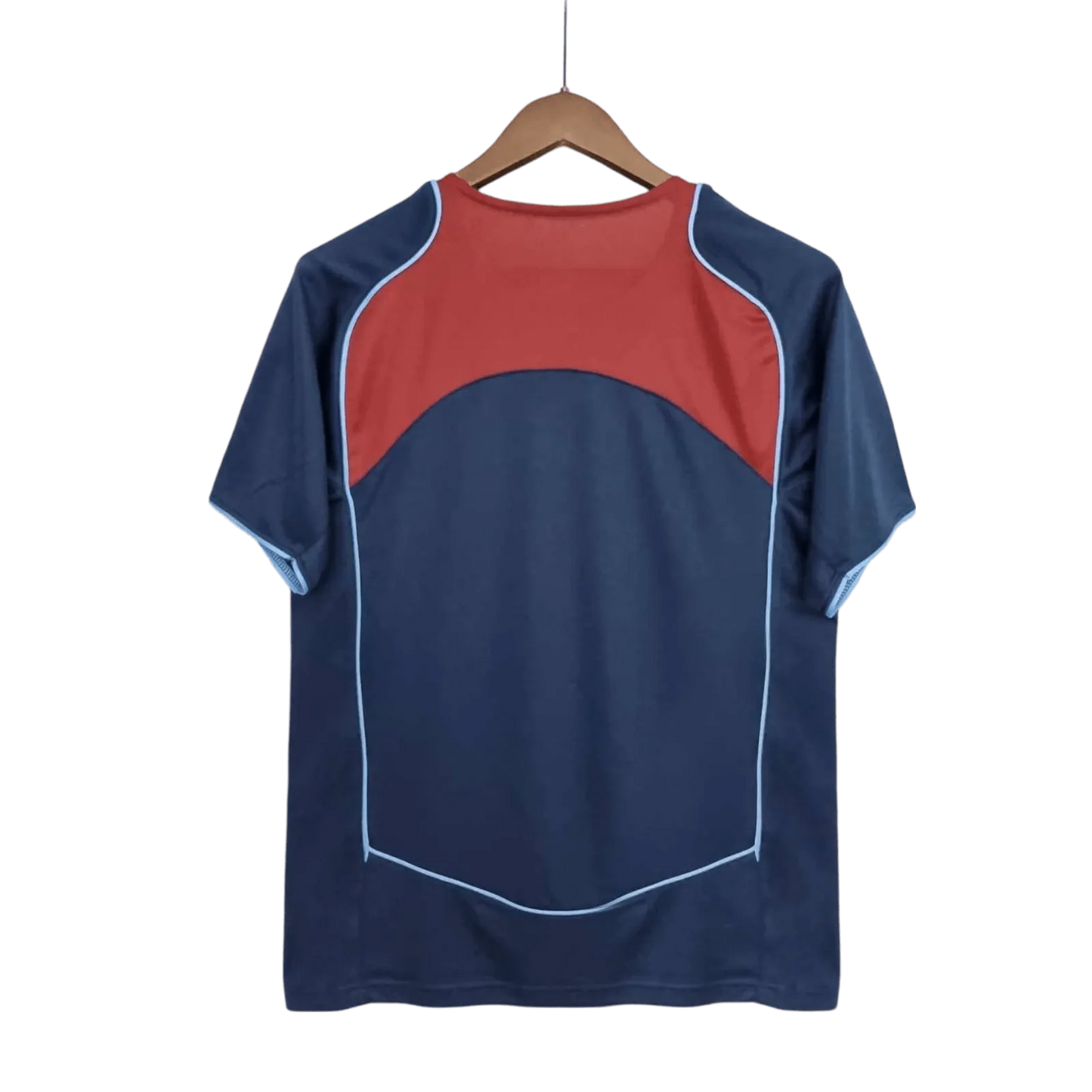 https://cdn.shopify.com/s/files/1/0826/7228/8075/files/20042005-atletico-madrid-spider-man-2-away-retro-kit-classickits433-309387.webp?v=1741198278