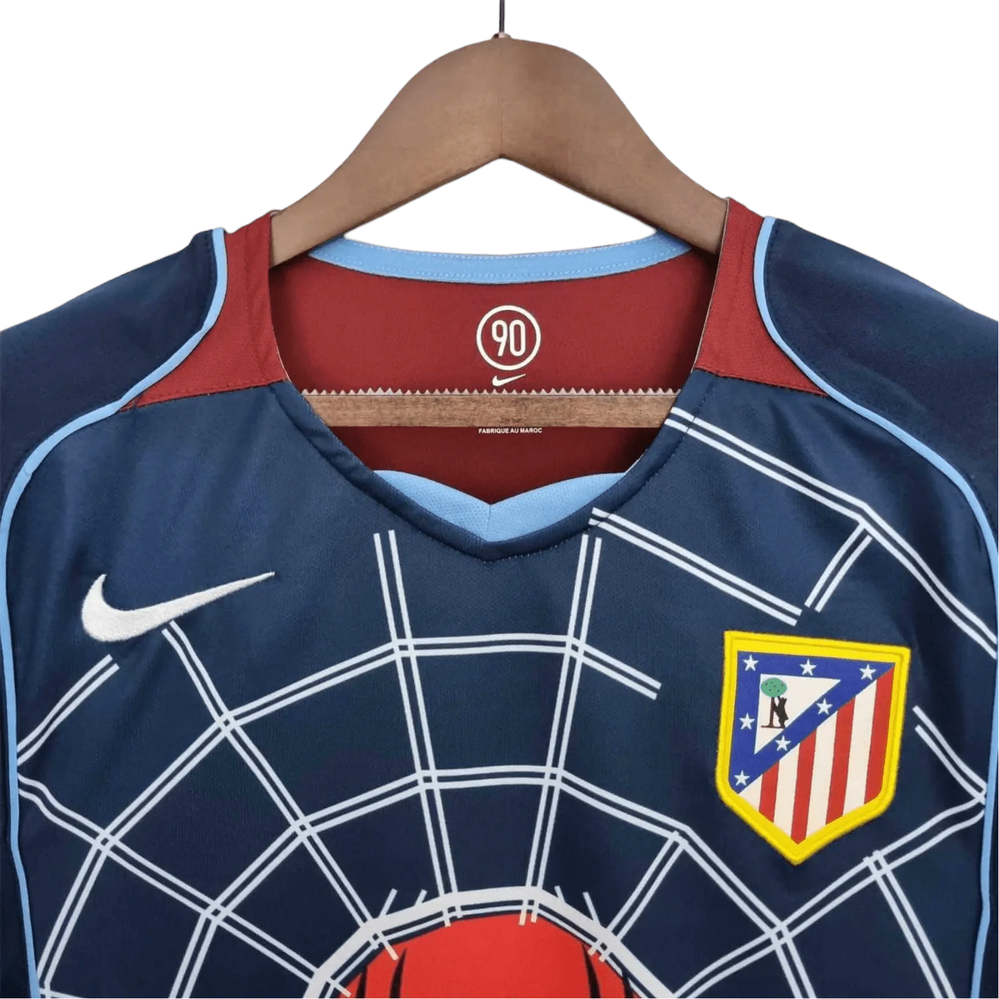 https://cdn.shopify.com/s/files/1/0826/7228/8075/files/20042005-atletico-madrid-spider-man-2-away-retro-kit-classickits433-486137.webp?v=1741198278