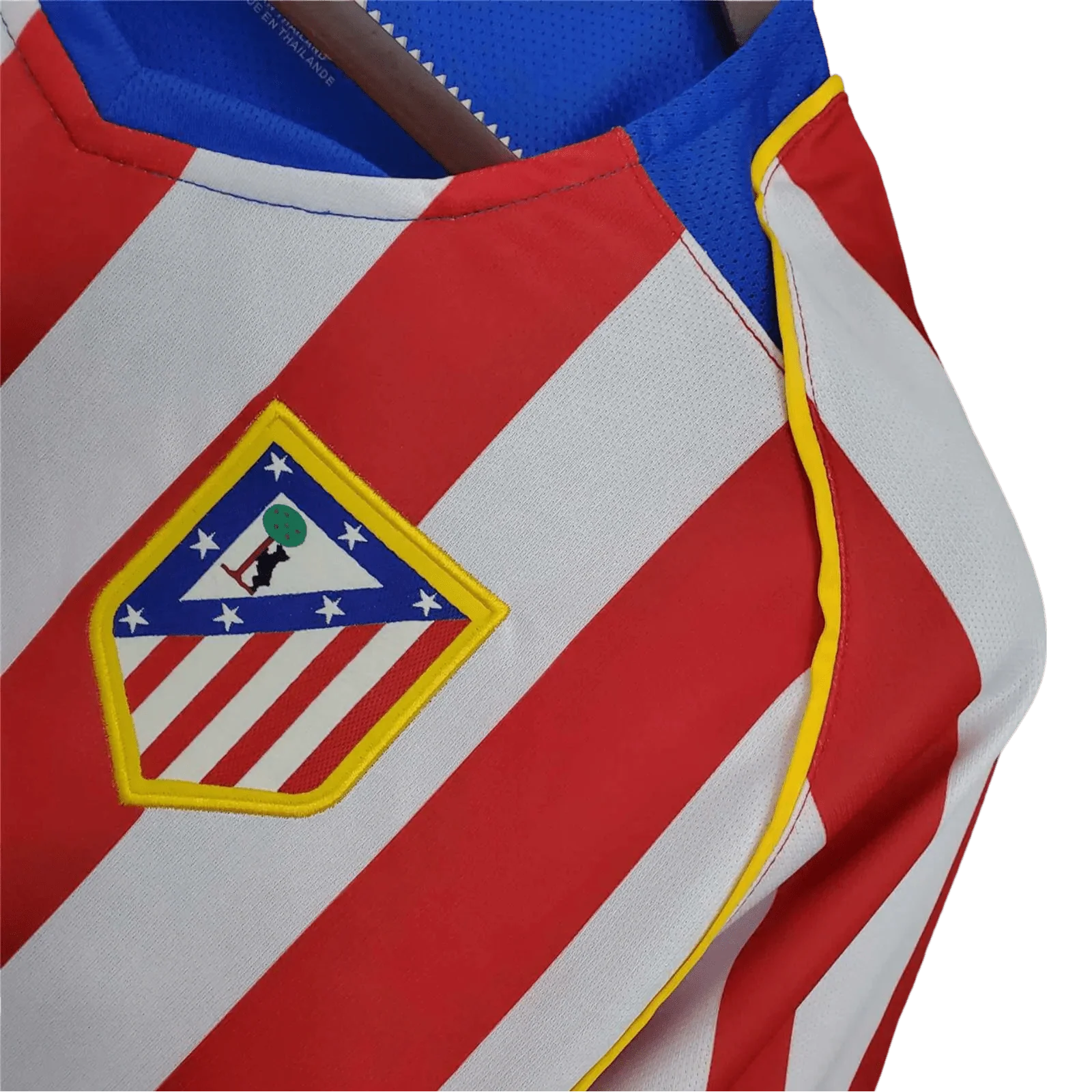 https://cdn.shopify.com/s/files/1/0826/7228/8075/files/20042005-atletico-madrid-spider-man-2-home-retro-kit-classickits433-750269.webp?v=1741198258