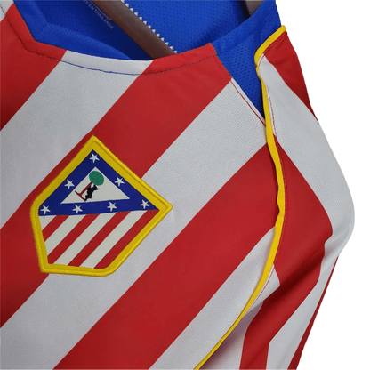 https://cdn.shopify.com/s/files/1/0826/7228/8075/files/20042005-atletico-madrid-spider-man-2-home-retro-kit-classickits433-750269.webp?v=1741198258