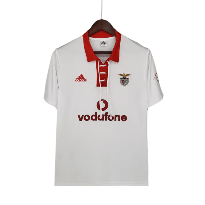 https://cdn.shopify.com/s/files/1/0826/7228/8075/files/20042005-benfica-vodafone-away-retro-jersey-680963.webp?v=1741199326