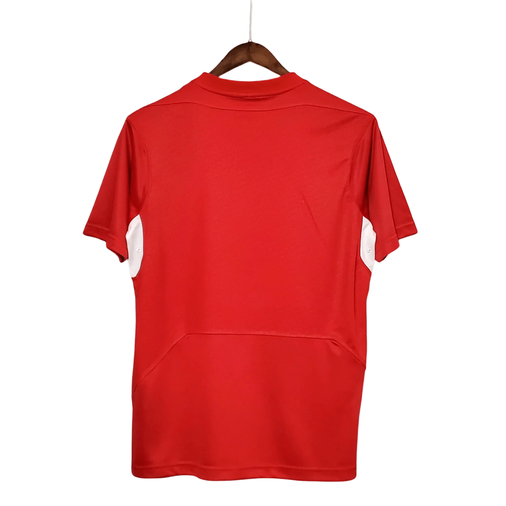 https://cdn.shopify.com/s/files/1/0826/7228/8075/files/20042005-liverpooi-carlsberg-ucl-final-istanbul-home-retro-kit-classickits433-399255.webp?v=1741198015