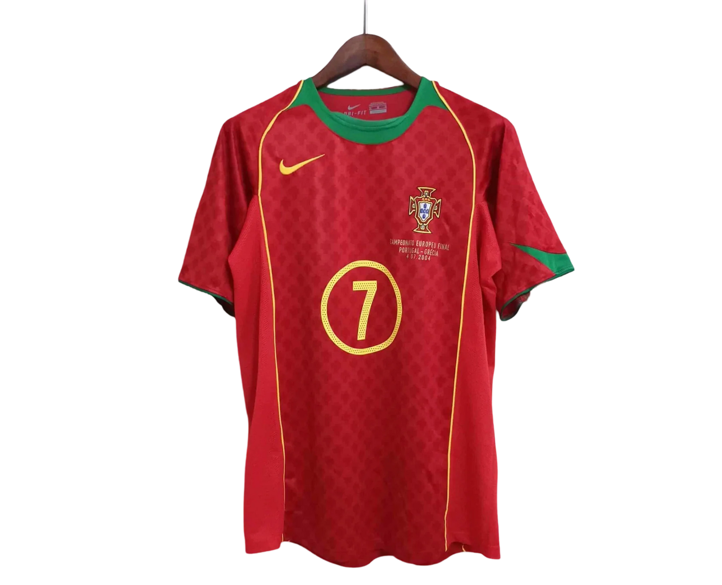 https://cdn.shopify.com/s/files/1/0826/7228/8075/files/20042005-portugal-home-retro-jersey-409658.webp?v=1741198529