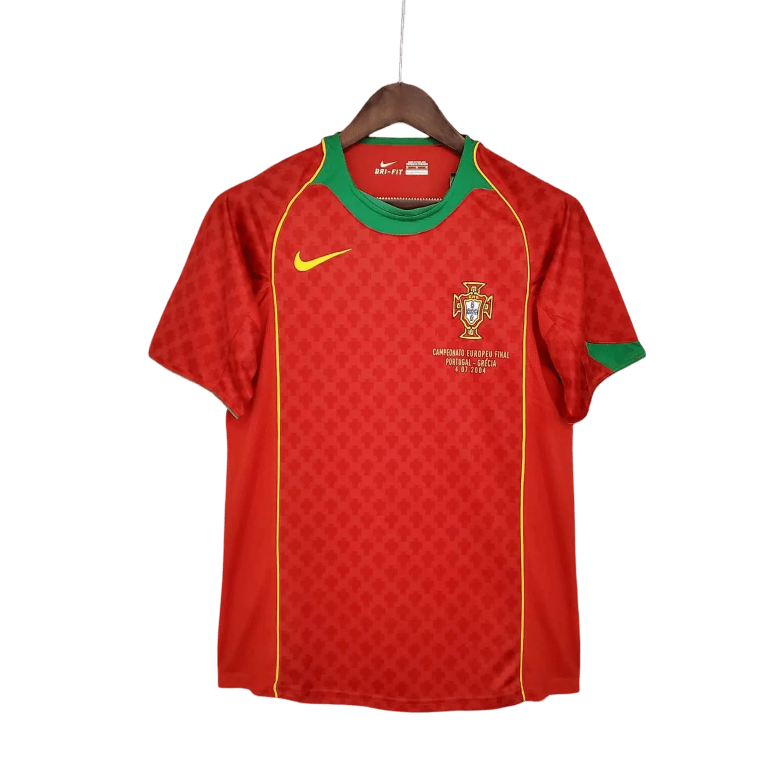 https://cdn.shopify.com/s/files/1/0826/7228/8075/files/20042005-portugal-home-retro-jersey-608845.webp?v=1741198529