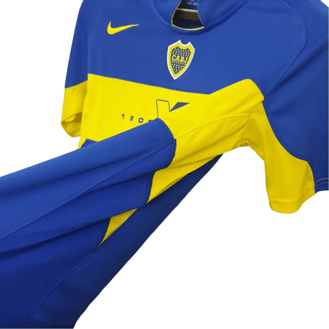 https://cdn.shopify.com/s/files/1/0826/7228/8075/files/2005-boca-juniors-home-retro-jersey-554131.webp?v=1741197157