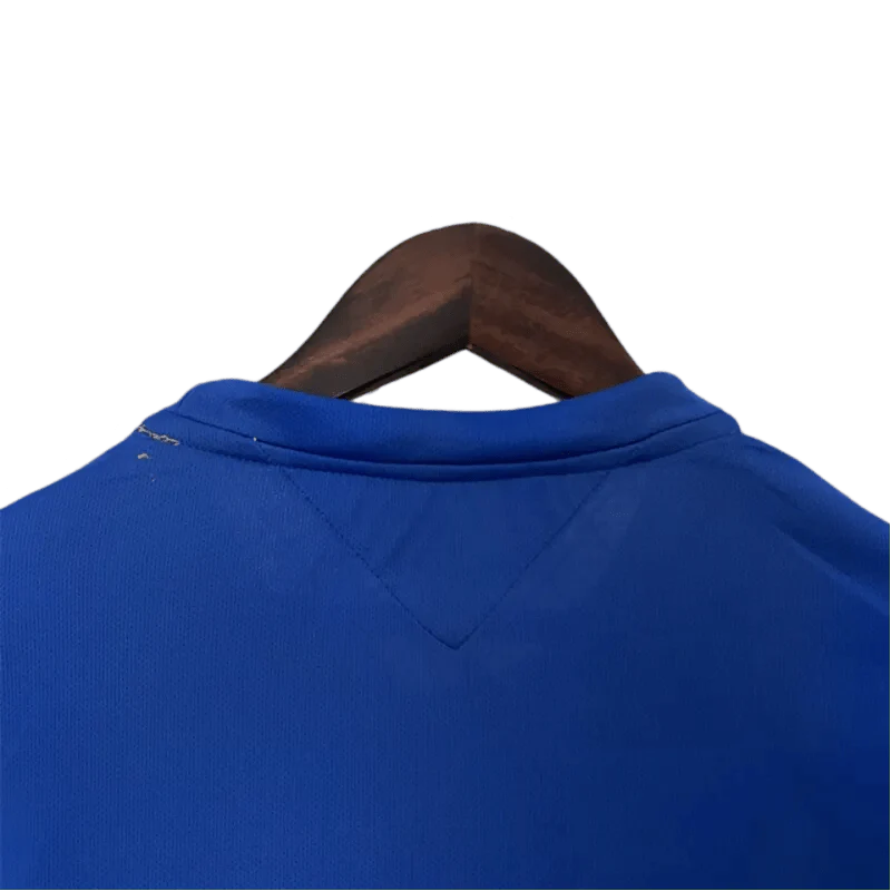 https://cdn.shopify.com/s/files/1/0826/7228/8075/files/20052006-chelsea-samsung-mobile-home-retro-kit-classickits433-368939.webp?v=1741198253