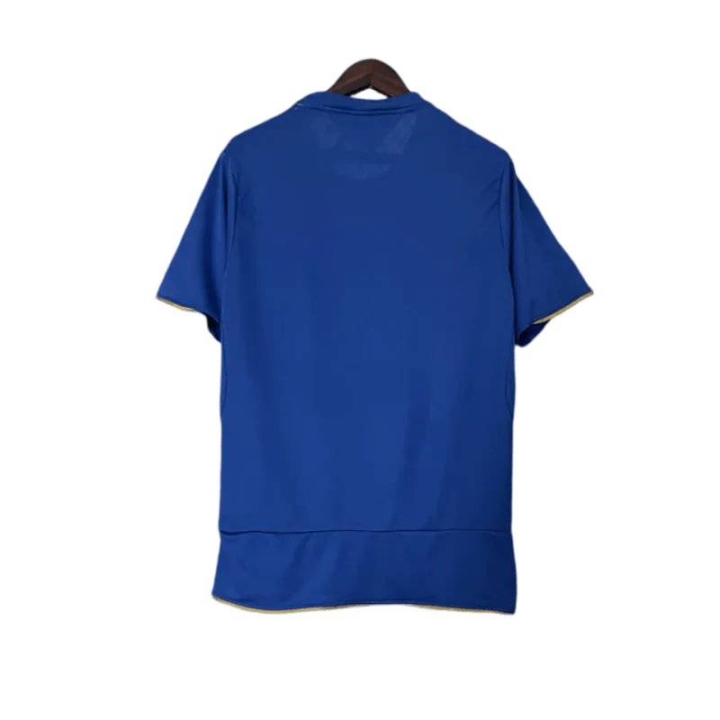 https://cdn.shopify.com/s/files/1/0826/7228/8075/files/20052006-chelsea-samsung-mobile-home-retro-kit-classickits433-628202.webp?v=1741198251
