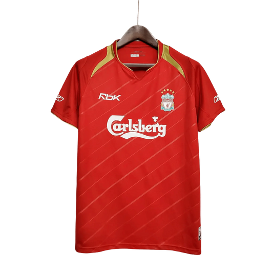 https://cdn.shopify.com/s/files/1/0826/7228/8075/files/20052006-liverpooi-carlsberg-home-retro-kit-classickits433-735829.webp?v=1741197847