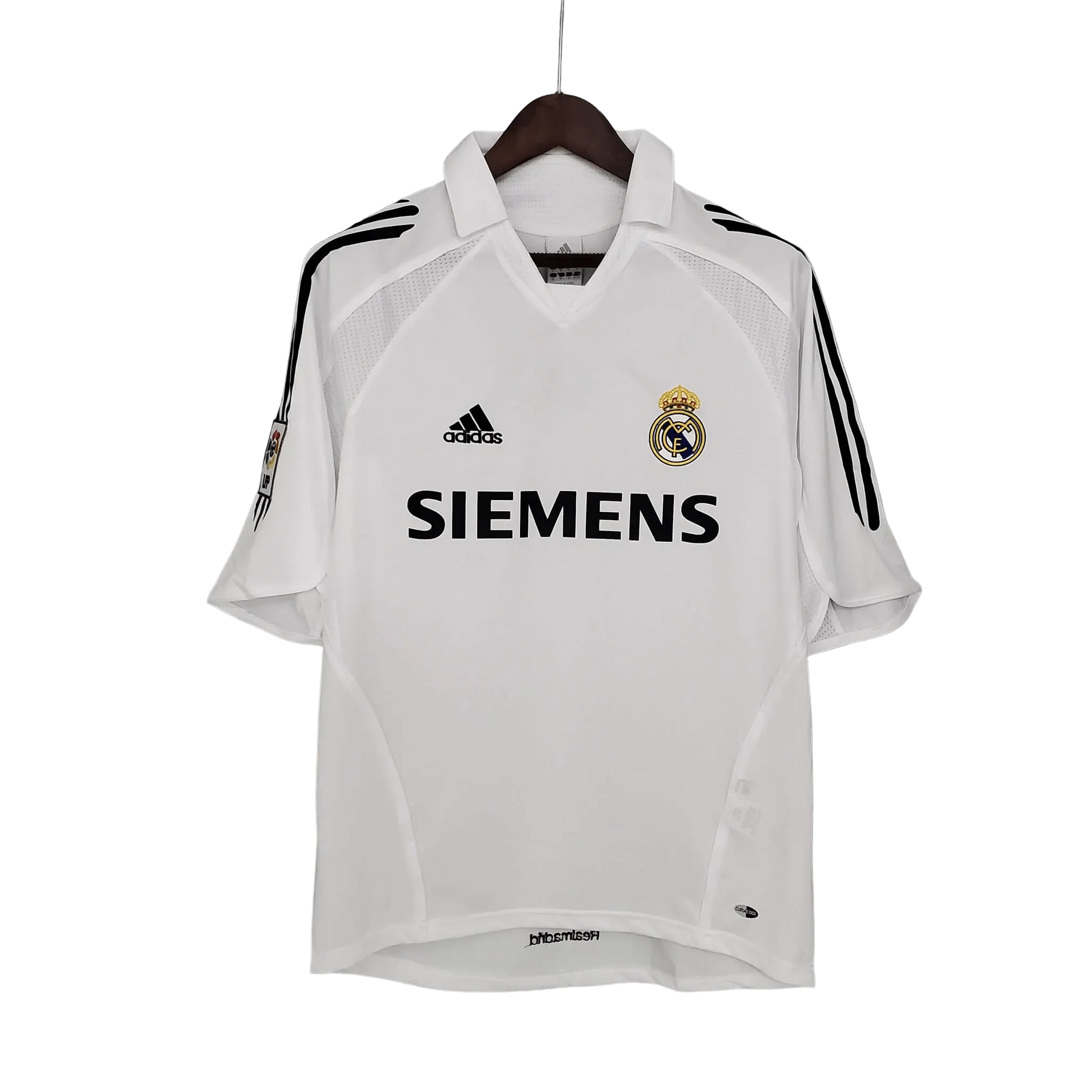 https://cdn.shopify.com/s/files/1/0826/7228/8075/files/20052006-real-madrid-siemens-home-retro-kit-short-sleeves-584279.webp?v=1741197435