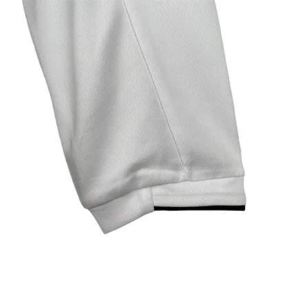 https://cdn.shopify.com/s/files/1/0826/7228/8075/files/2006-england-home-retro-kit-long-sleeves-612558.webp?v=1741196949