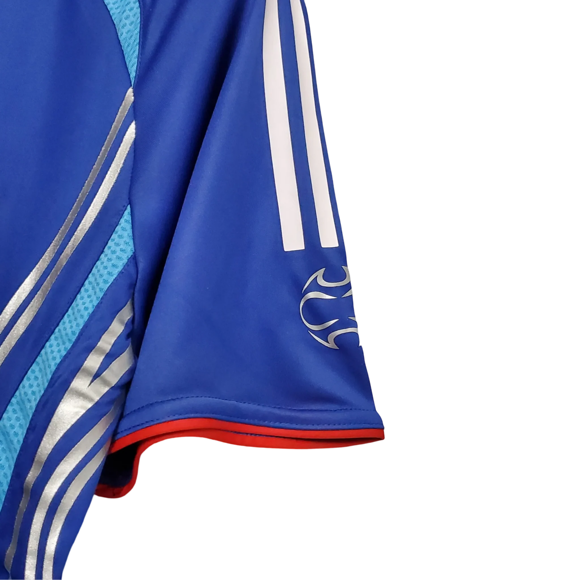 https://cdn.shopify.com/s/files/1/0826/7228/8075/files/2006-japan-home-retro-kit-465118.webp?v=1741197159