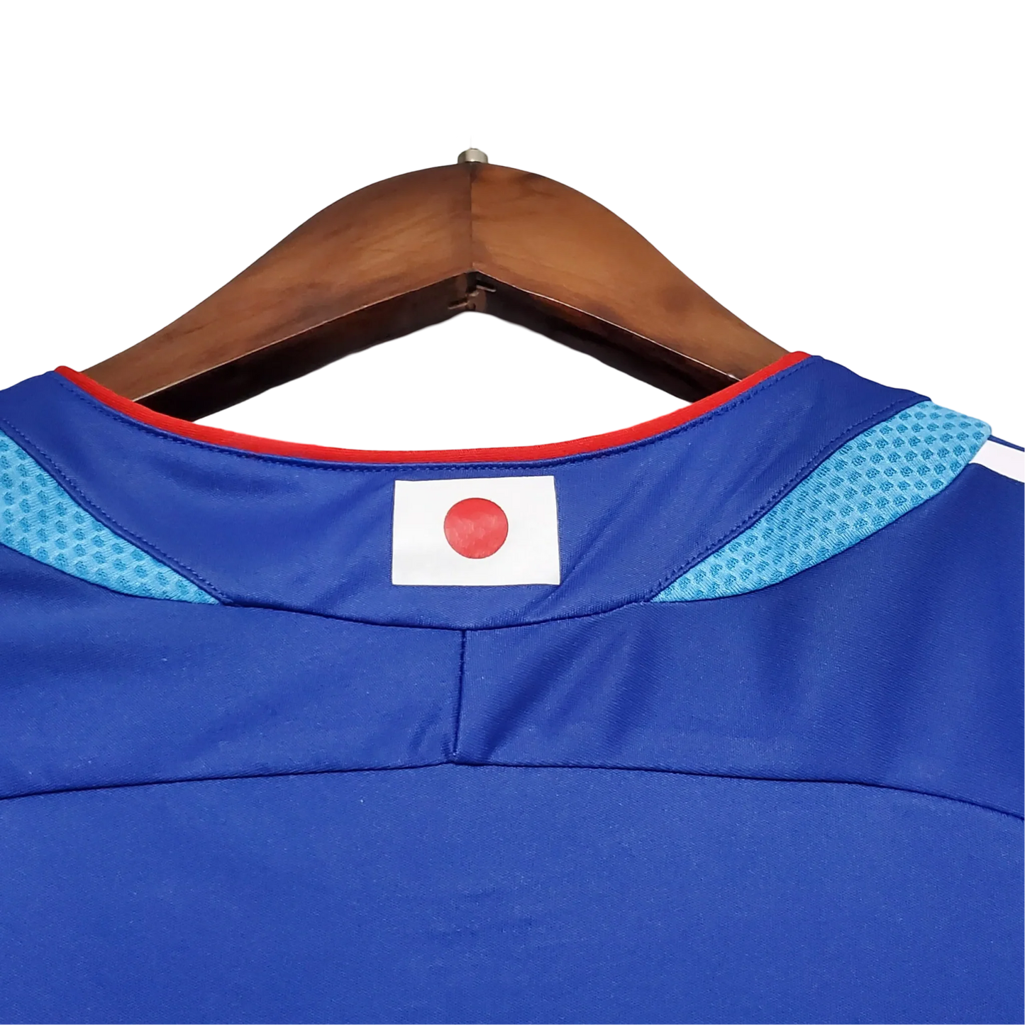 https://cdn.shopify.com/s/files/1/0826/7228/8075/files/2006-japan-home-retro-kit-670842.webp?v=1741197158