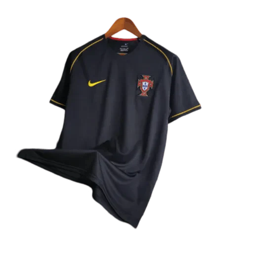https://cdn.shopify.com/s/files/1/0826/7228/8075/files/2006-portugal-away-retro-kit-537226.webp?v=1741197032
