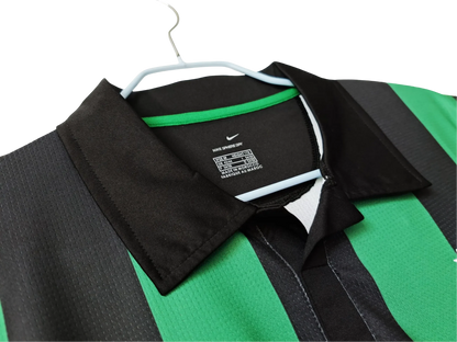 https://cdn.shopify.com/s/files/1/0826/7228/8075/files/20062007-glasgow-celtic-carling-away-retro-kit-classickits433-416951.webp?v=1741198302