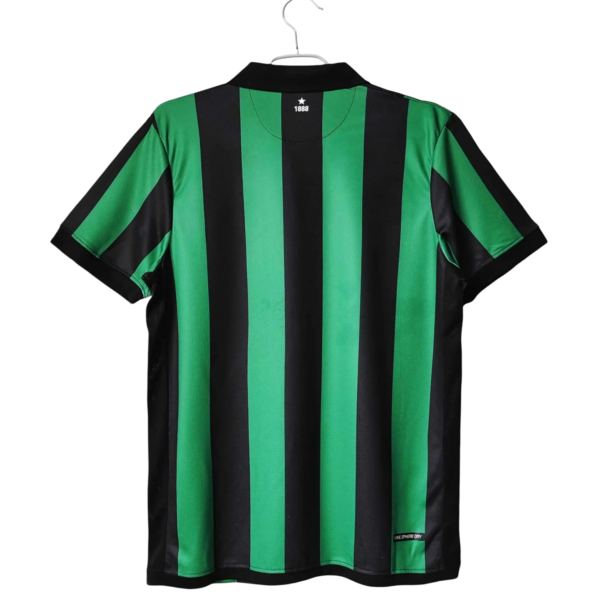 https://cdn.shopify.com/s/files/1/0826/7228/8075/files/20062007-glasgow-celtic-carling-away-retro-kit-classickits433-455089.webp?v=1741198304
