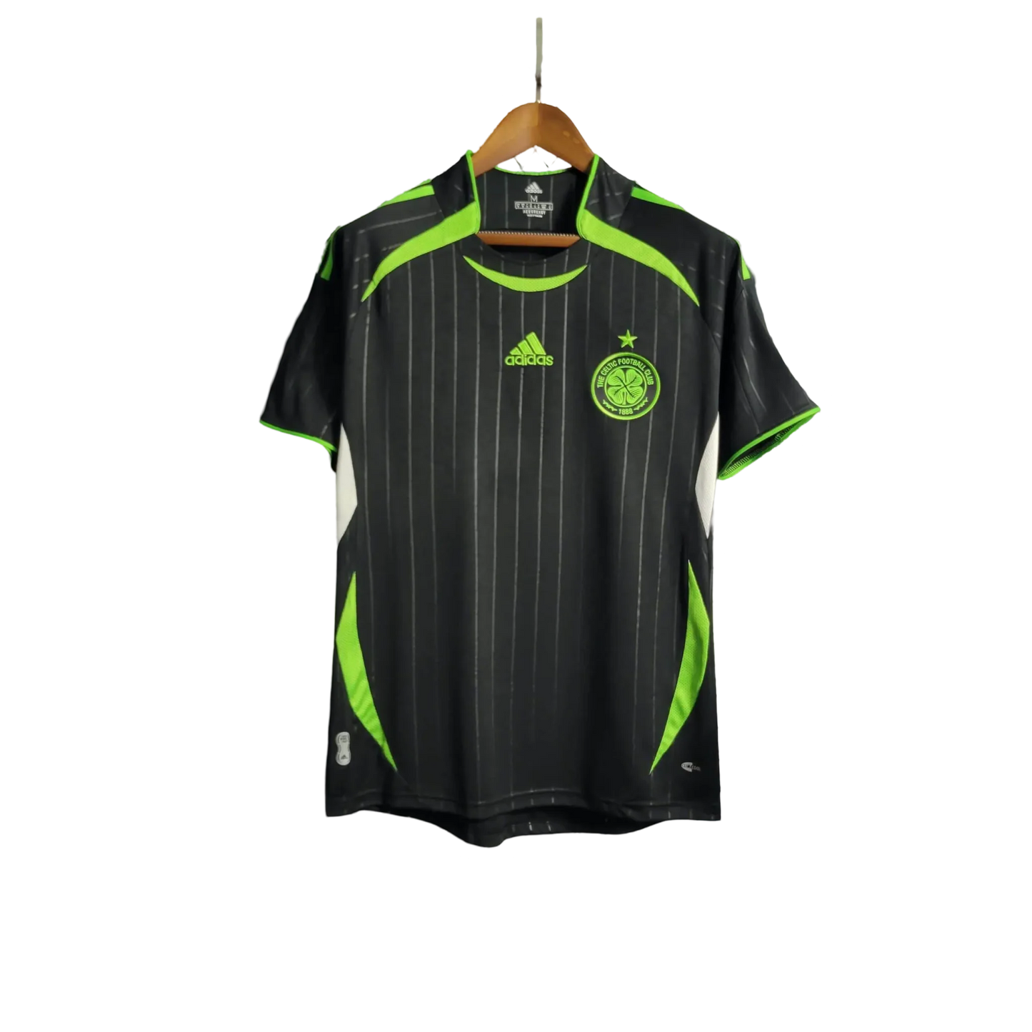 https://cdn.shopify.com/s/files/1/0826/7228/8075/files/20062007-glasgow-celtic-training-retro-kit-classickits433-627735.webp?v=1741198306