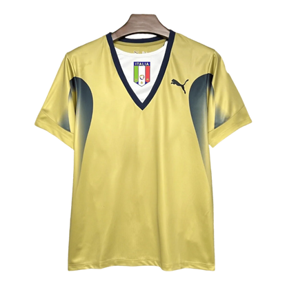 https://cdn.shopify.com/s/files/1/0826/7228/8075/files/20062007-italy-buffon-golden-retro-kit-classickits433-493593.webp?v=1741198822