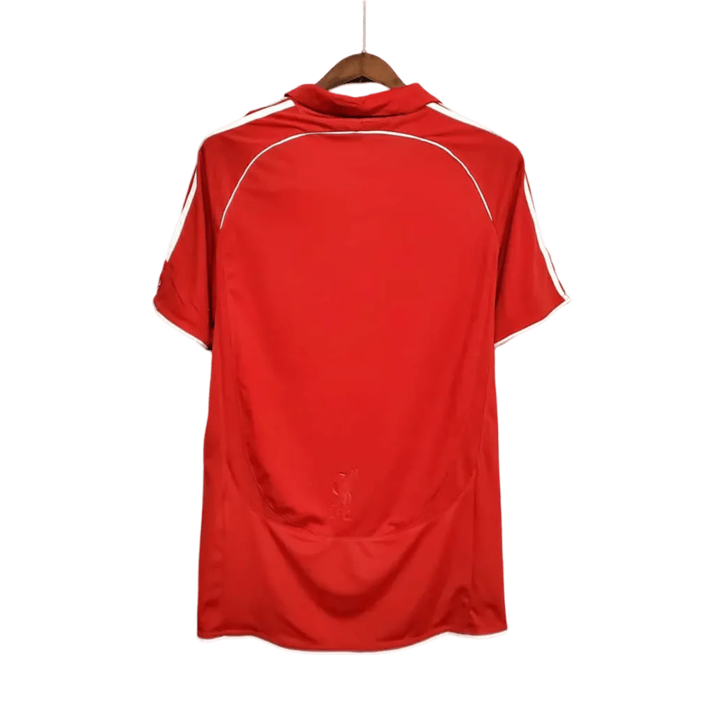 https://cdn.shopify.com/s/files/1/0826/7228/8075/files/20062007-liverpooi-carlsberg-home-retro-kit-classickits433-301543.webp?v=1741197869