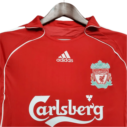 https://cdn.shopify.com/s/files/1/0826/7228/8075/files/20062007-liverpooi-carlsberg-home-retro-kit-classickits433-301910.webp?v=1741197869