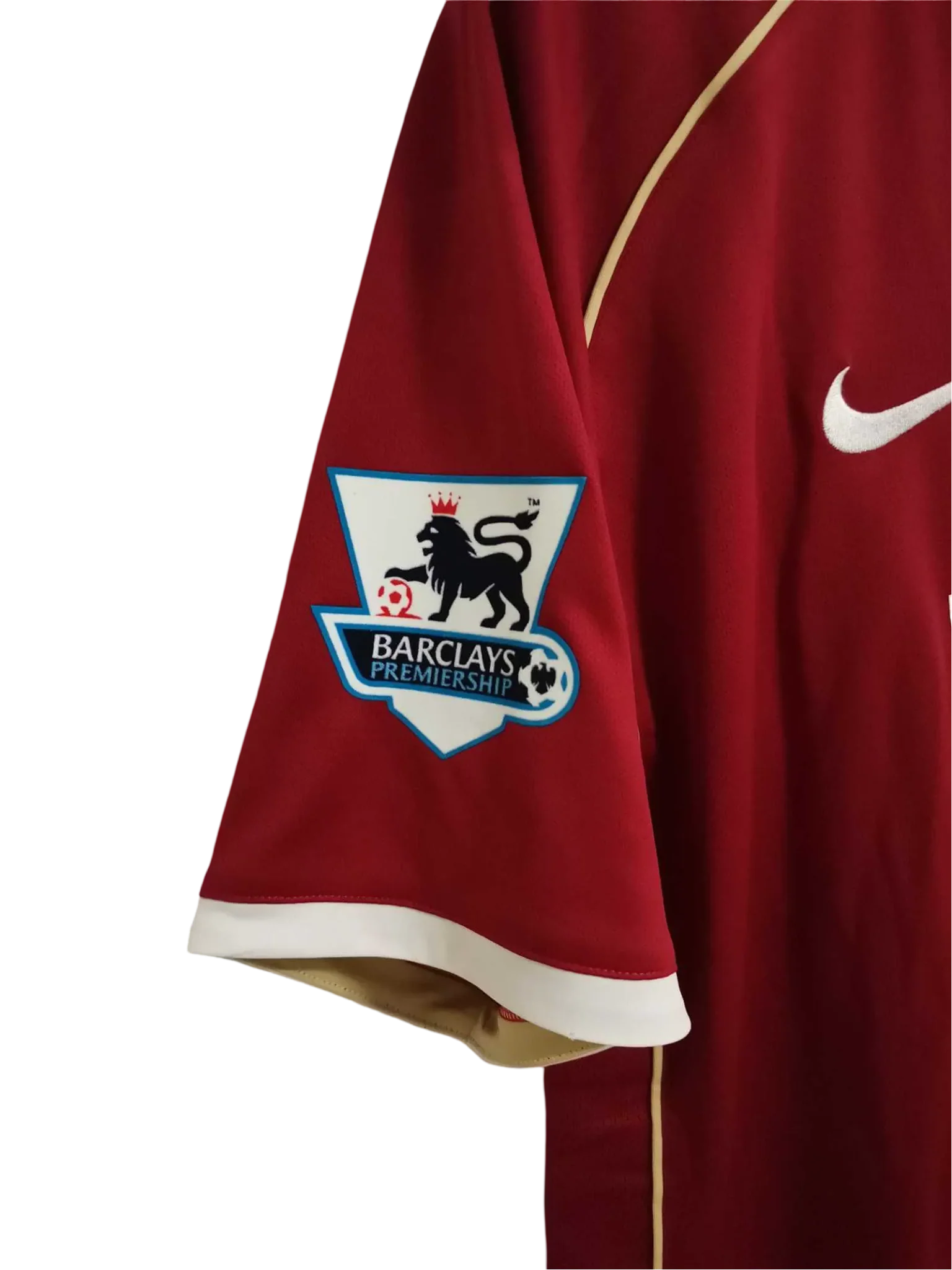 https://cdn.shopify.com/s/files/1/0826/7228/8075/files/20062007-manchester-united-aig-home-retro-kit-short-sleeves-classickits433-945362.webp?v=1741197749