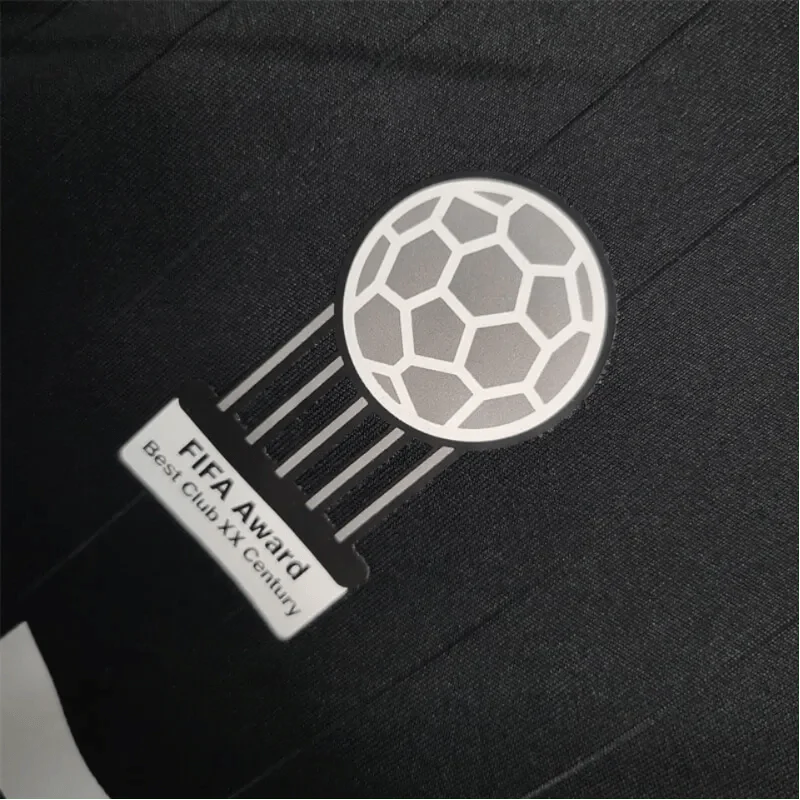 https://cdn.shopify.com/s/files/1/0826/7228/8075/files/20062007-real-madrid-benq-siemens-two-guest-retro-kit-long-sleeves-328344.webp?v=1741197434
