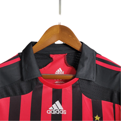 https://cdn.shopify.com/s/files/1/0826/7228/8075/files/20072008-ac-milan-bwin-home-retro-kit-851997.webp?v=1741197275