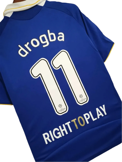 https://cdn.shopify.com/s/files/1/0826/7228/8075/files/20072008-chelsea-samsung-home-retro-kit-classickits433-263147.webp?v=1741198249