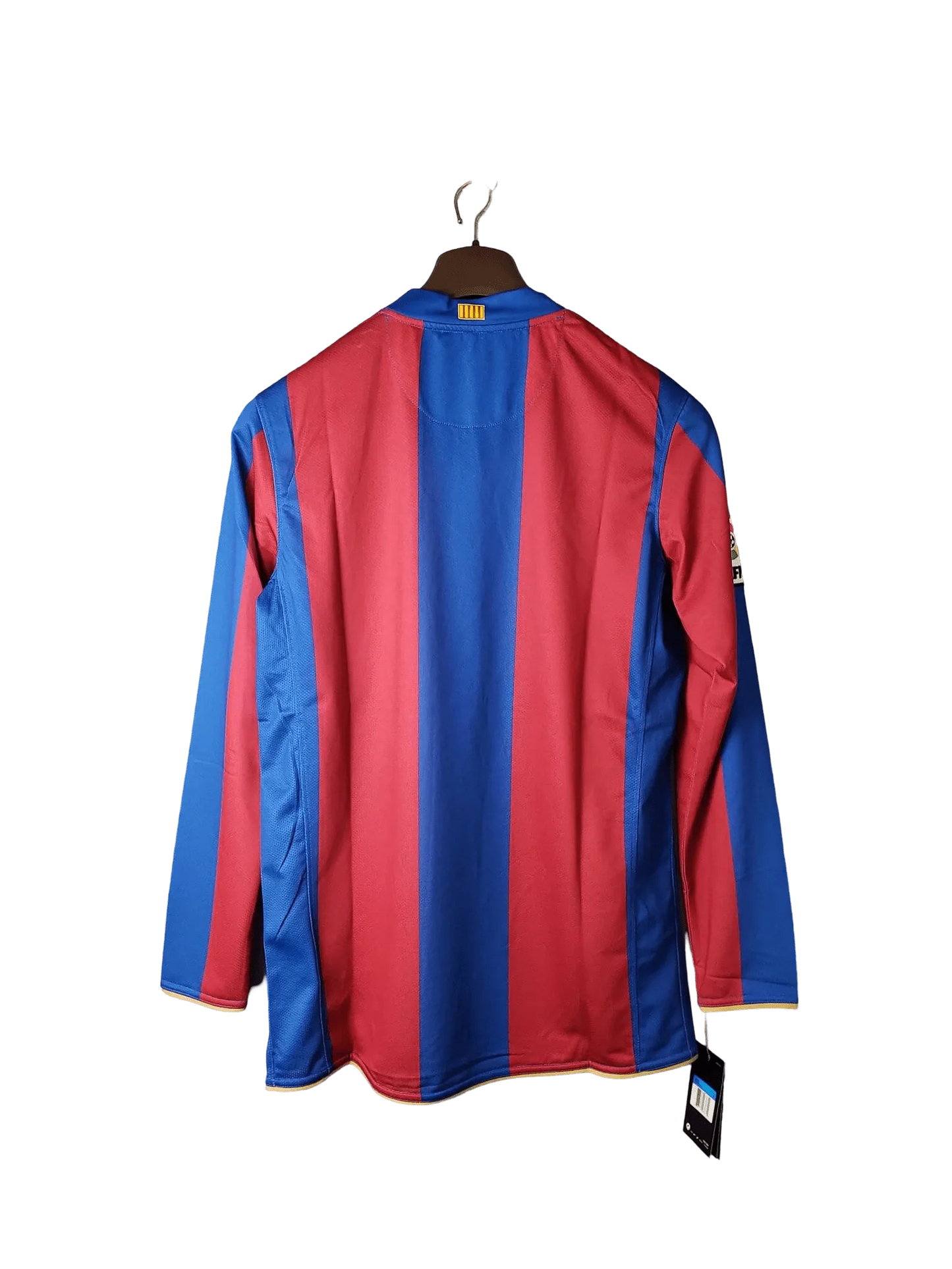 https://cdn.shopify.com/s/files/1/0826/7228/8075/files/20072008-fc-barcelona-unicef-home-retro-kit-long-sleeves-classickits433-921182.webp?v=1741197560