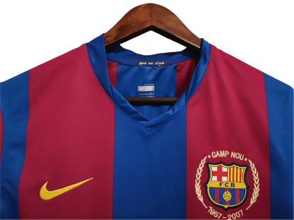 https://cdn.shopify.com/s/files/1/0826/7228/8075/files/20072008-fc-barcelona-unicef-home-retro-kit-short-sleeves-classickits433-418605.webp?v=1741197556