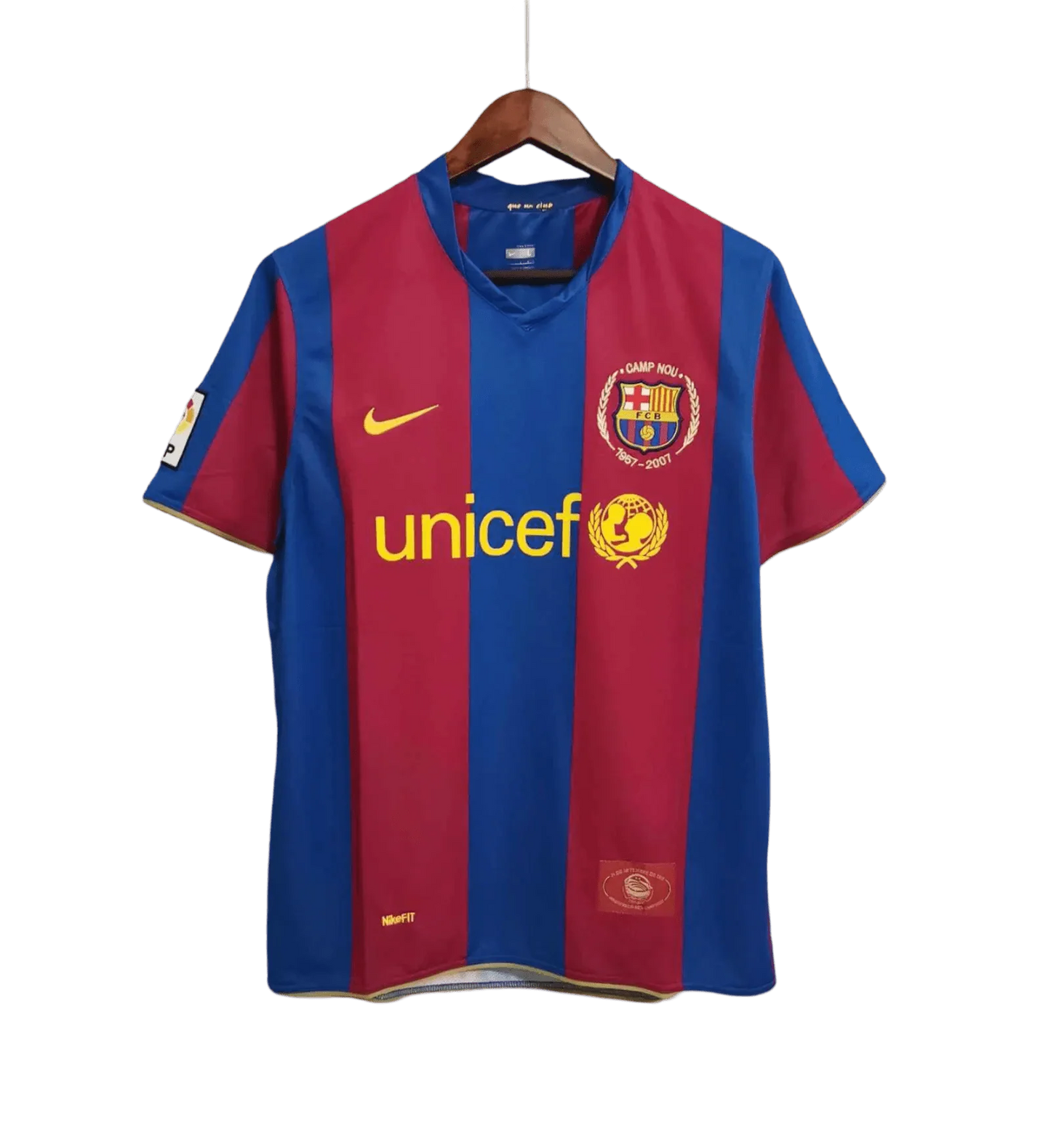 https://cdn.shopify.com/s/files/1/0826/7228/8075/files/20072008-fc-barcelona-unicef-home-retro-kit-short-sleeves-classickits433-748941.webp?v=1741197557