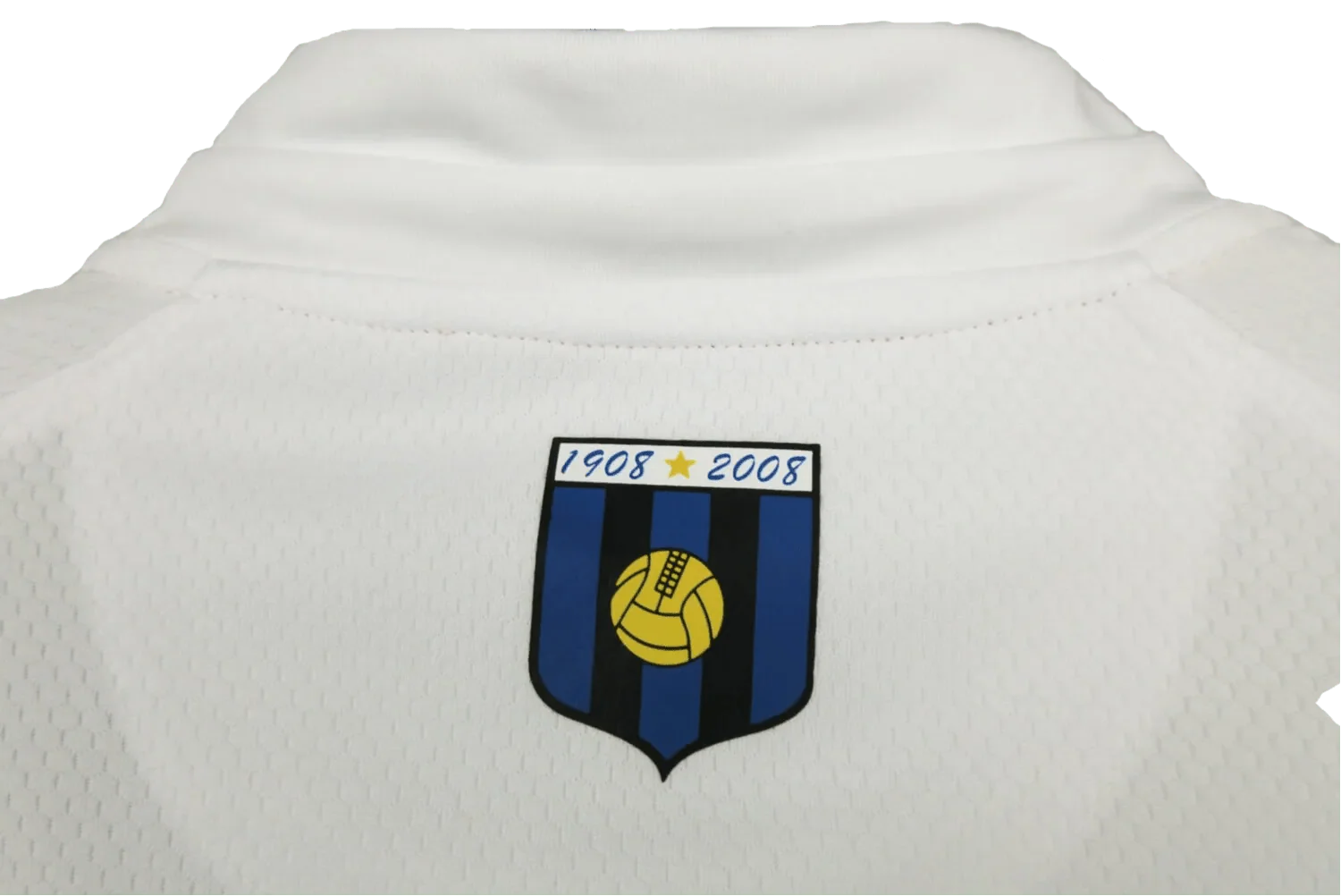 https://cdn.shopify.com/s/files/1/0826/7228/8075/files/20072008-inter-milan-pirelli-away-retro-kit-926841.webp?v=1741197480