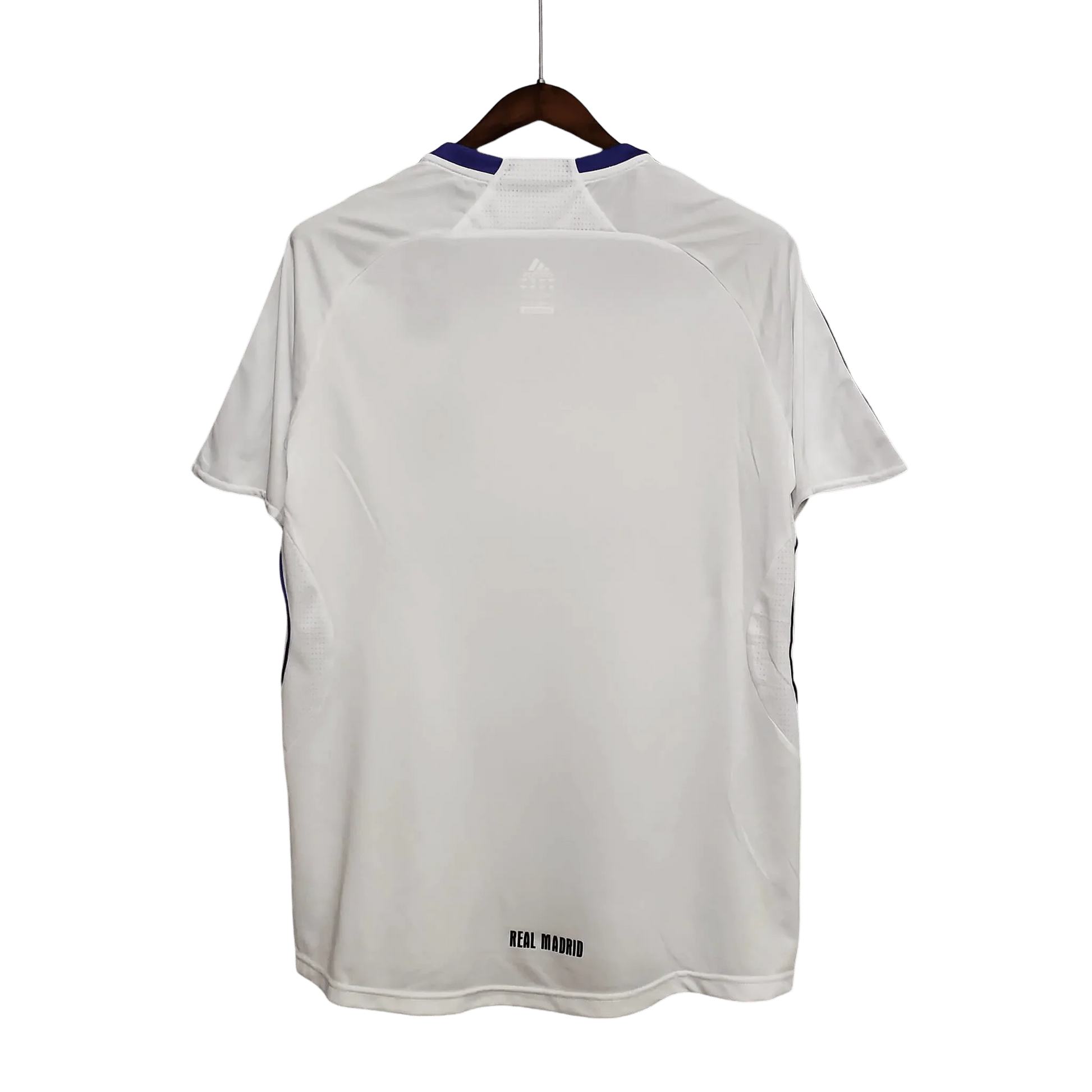 https://cdn.shopify.com/s/files/1/0826/7228/8075/files/20072008-real-madrid-bwin-home-retro-kit-336245.webp?v=1741197440