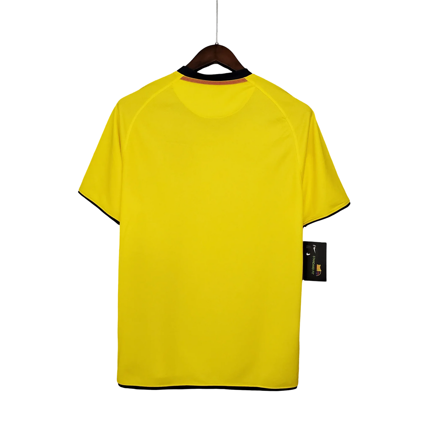 https://cdn.shopify.com/s/files/1/0826/7228/8075/files/20082009-fc-barcelona-unicef-away-retro-kit-classickits433-341539.webp?v=1741197545