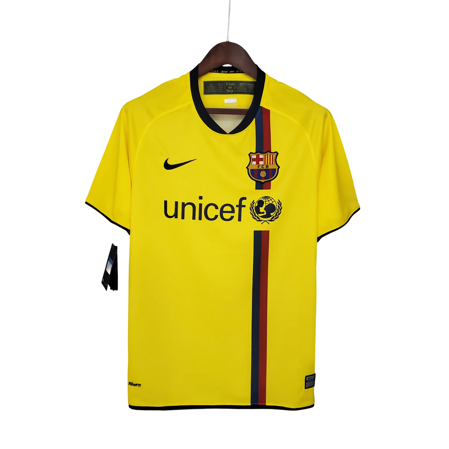 https://cdn.shopify.com/s/files/1/0826/7228/8075/files/20082009-fc-barcelona-unicef-away-retro-kit-classickits433-602891.webp?v=1741197544