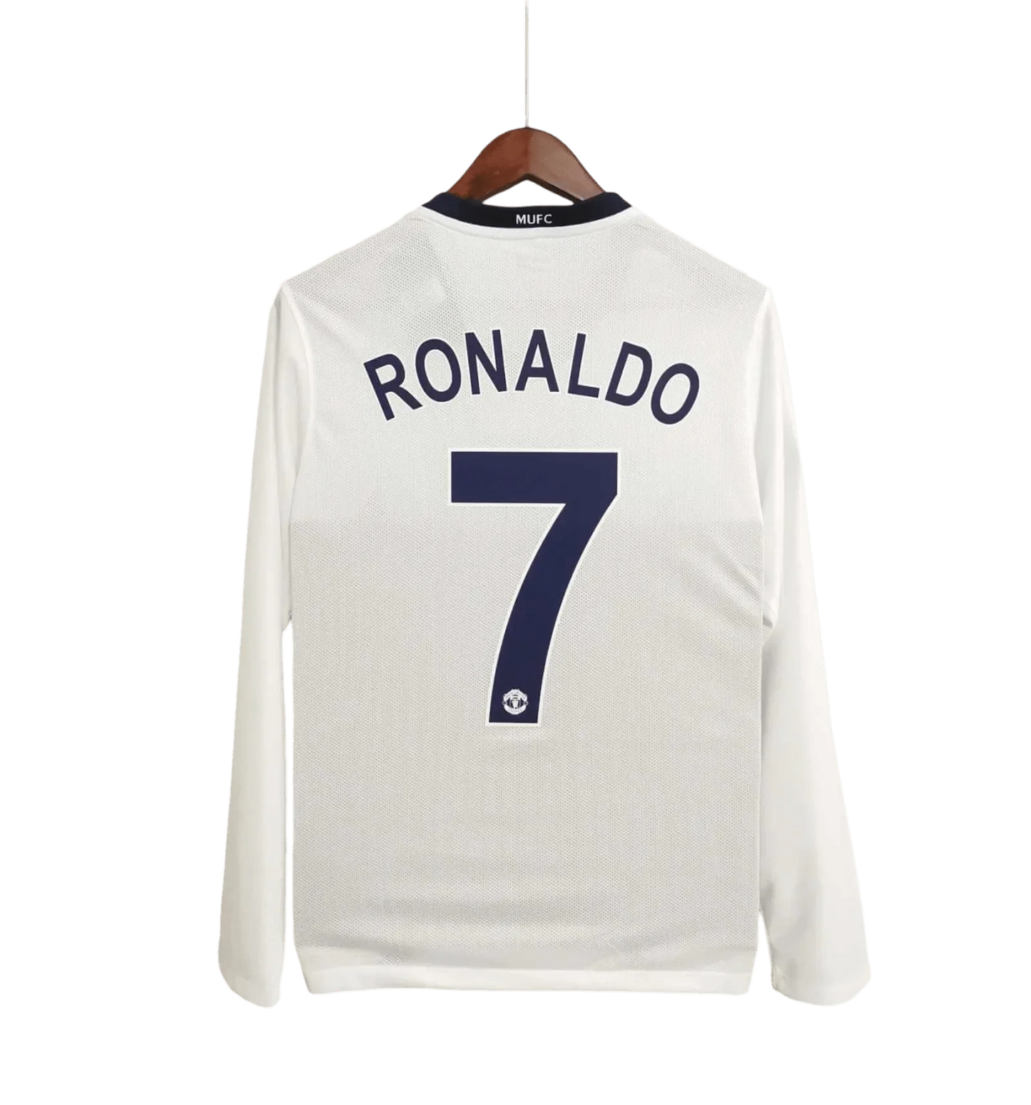 https://cdn.shopify.com/s/files/1/0826/7228/8075/files/20082009-manchester-united-aig-away-white-ucl-final-retro-kit-long-sleeves-classickits433-815543.webp?v=1741197624