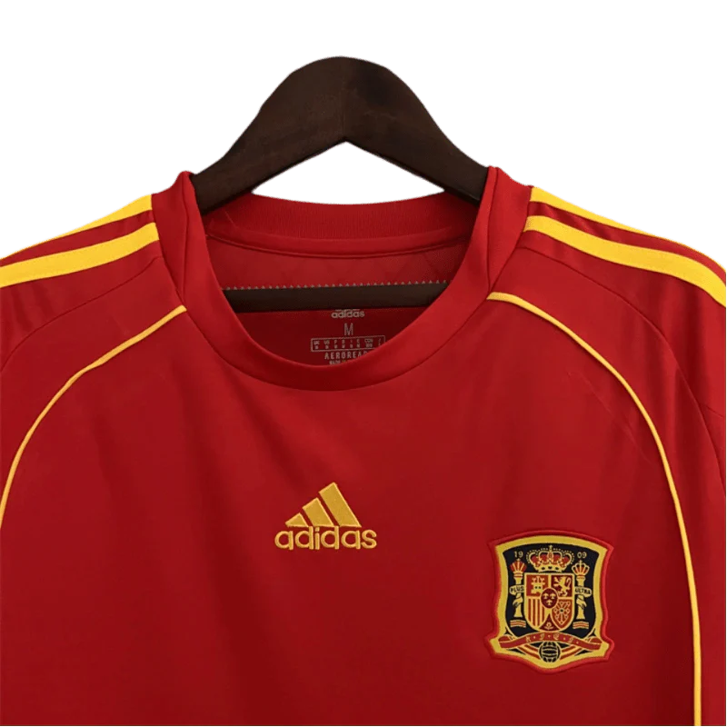 https://cdn.shopify.com/s/files/1/0826/7228/8075/files/20082009-spain-home-retro-kit-classickits433-733991.webp?v=1741198811