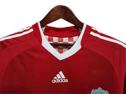 https://cdn.shopify.com/s/files/1/0826/7228/8075/files/20092010-liverpooi-carlsberg-home-red-retro-kit-classickits433-327960.webp?v=1741197861