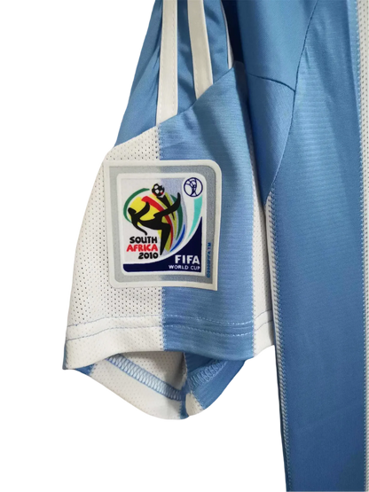 https://cdn.shopify.com/s/files/1/0826/7228/8075/files/2010-argentina-home-retro-kit-557673.webp?v=1741197282