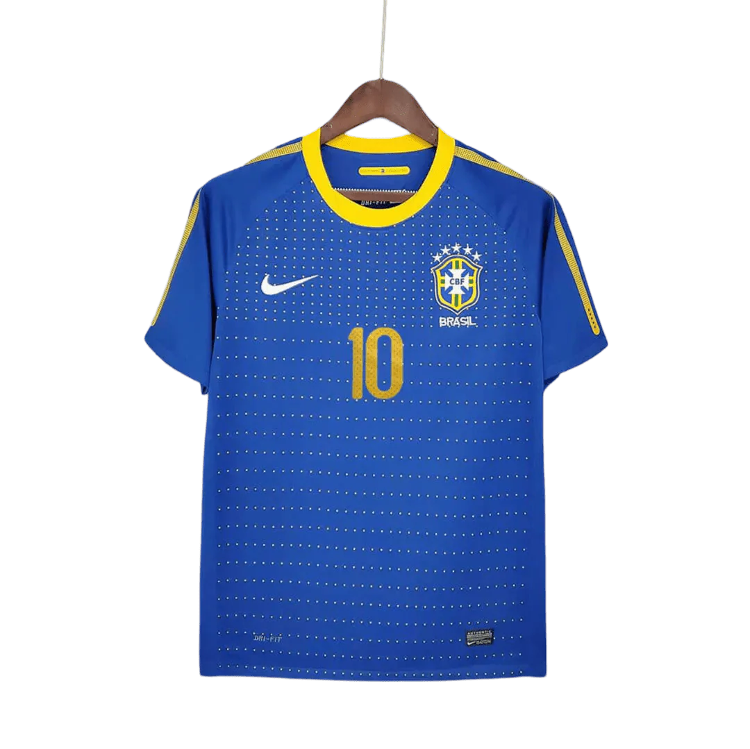 https://cdn.shopify.com/s/files/1/0826/7228/8075/files/2010-brazil-away-retro-kit-308181.webp?v=1741197033