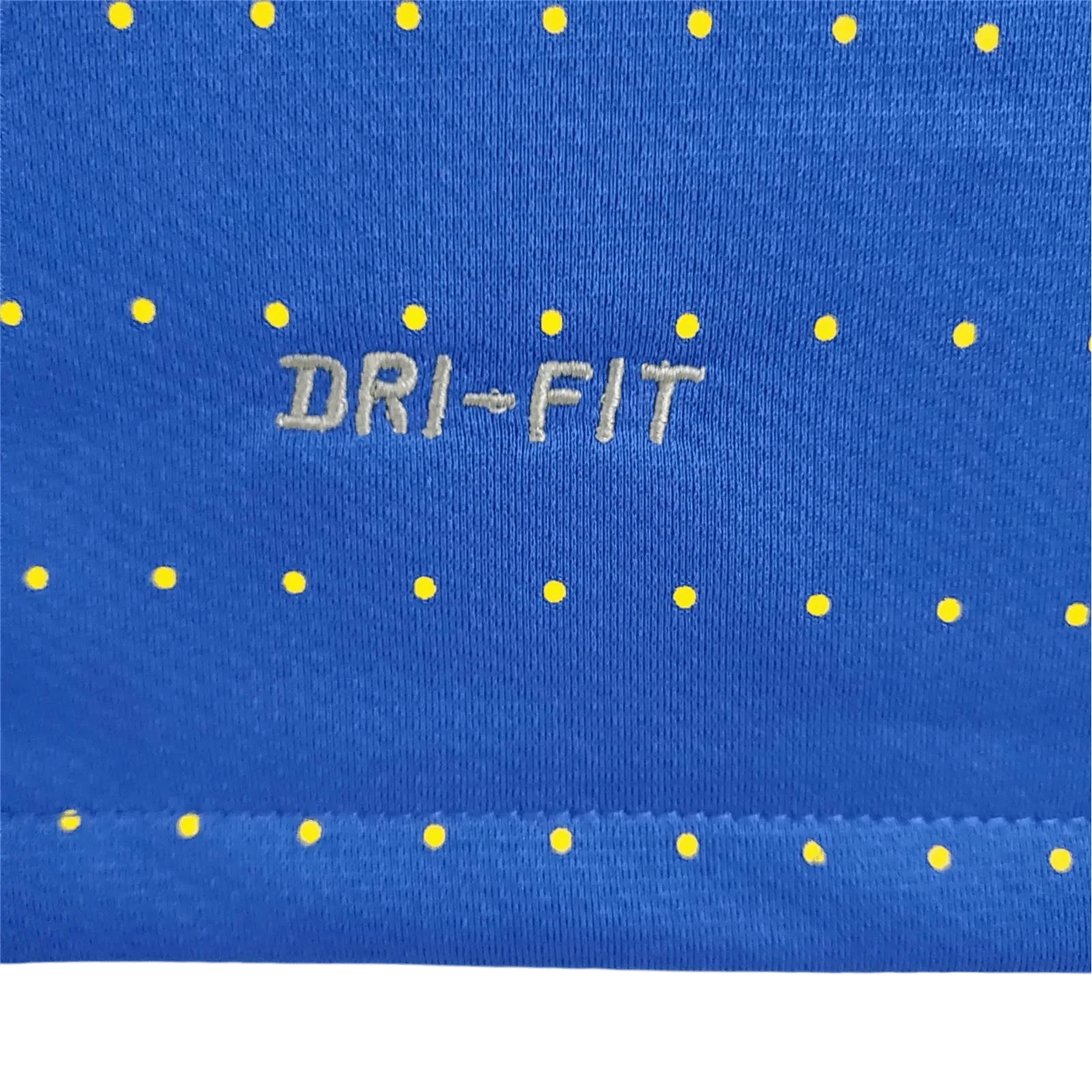 https://cdn.shopify.com/s/files/1/0826/7228/8075/files/2010-brazil-away-retro-kit-399560.webp?v=1741196962
