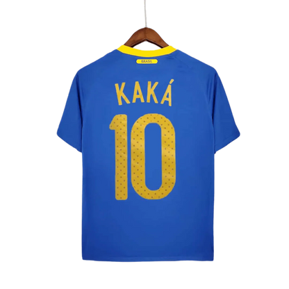 https://cdn.shopify.com/s/files/1/0826/7228/8075/files/2010-brazil-away-retro-kit-608339.webp?v=1741196963