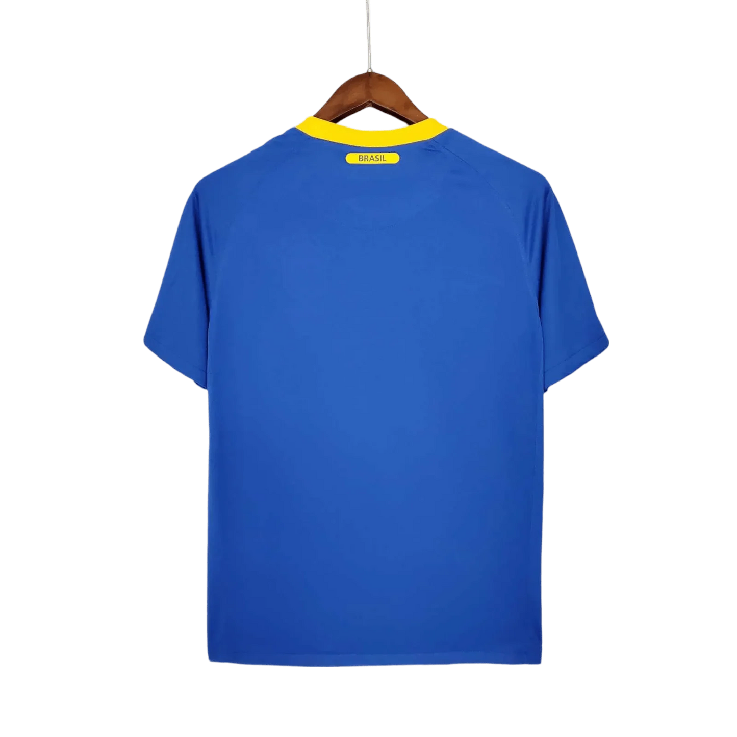 https://cdn.shopify.com/s/files/1/0826/7228/8075/files/2010-brazil-away-retro-kit-666331.webp?v=1741196959