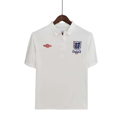 https://cdn.shopify.com/s/files/1/0826/7228/8075/files/2010-england-home-retro-kit-456563.webp?v=1741196946