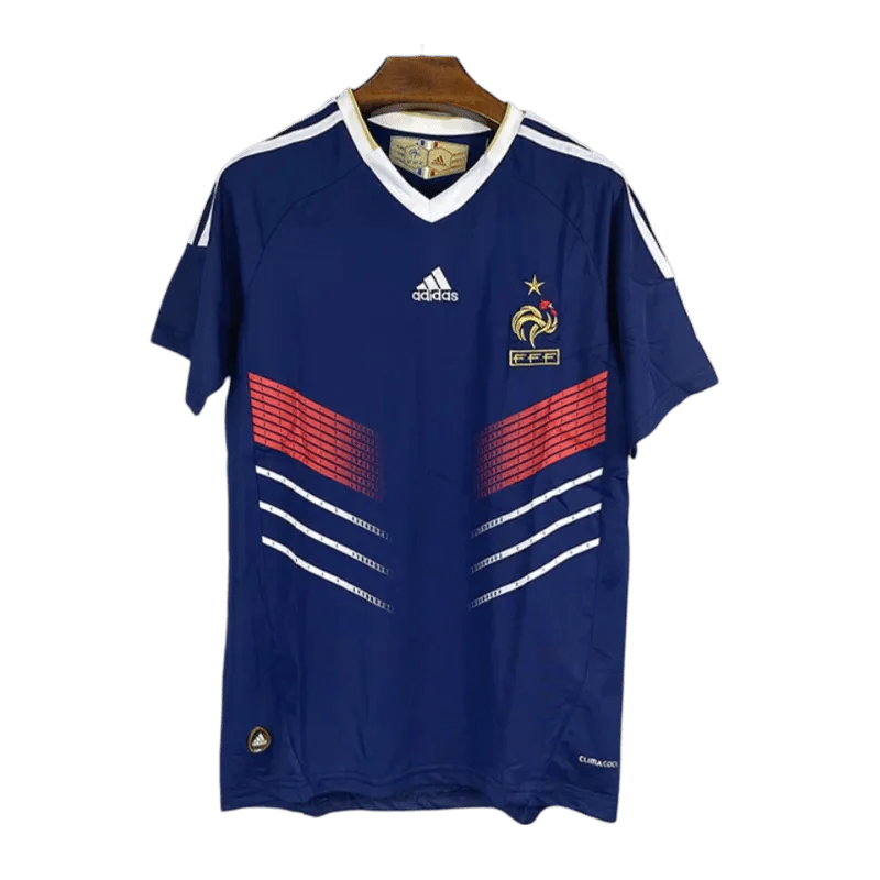 https://cdn.shopify.com/s/files/1/0826/7228/8075/files/2010-france-home-retro-kit-179716.webp?v=1741197176
