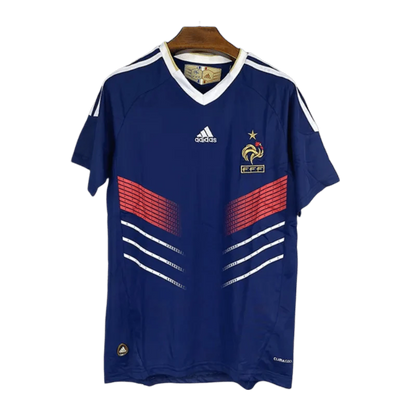 https://cdn.shopify.com/s/files/1/0826/7228/8075/files/2010-france-home-retro-kit-179716.webp?v=1741197176