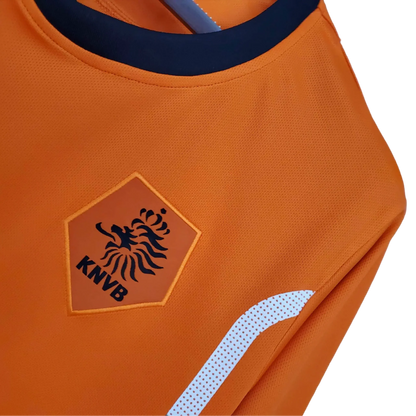 https://cdn.shopify.com/s/files/1/0826/7228/8075/files/2010-netherlands-world-cup-home-retro-kit-classickits433-368756.webp?v=1741198798