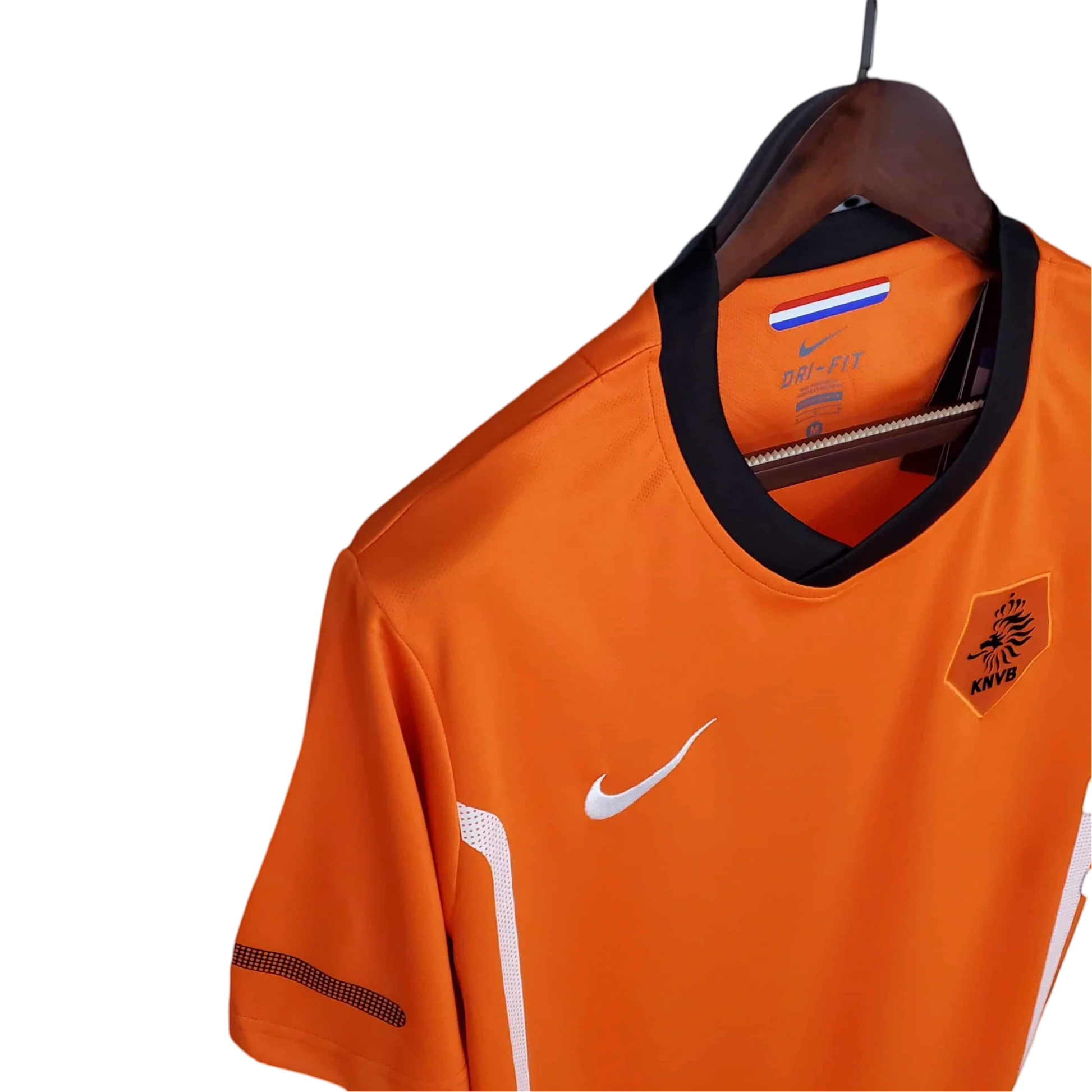 https://cdn.shopify.com/s/files/1/0826/7228/8075/files/2010-netherlands-world-cup-home-retro-kit-classickits433-754034.webp?v=1741198797
