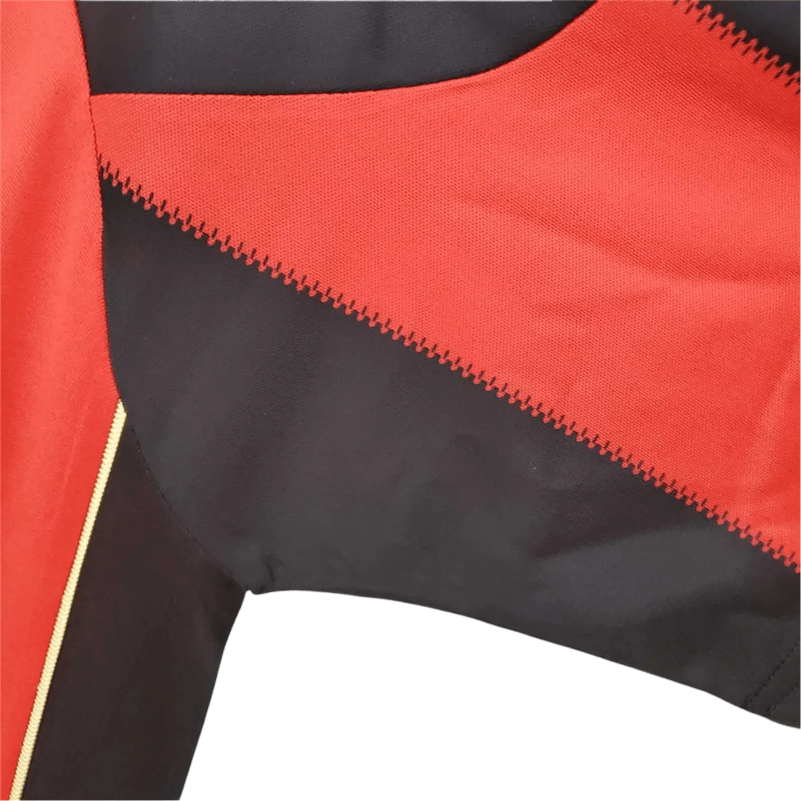 https://cdn.shopify.com/s/files/1/0826/7228/8075/files/20102011-ac-milan-fly-emirates-home-retro-kit-303616.webp?v=1741197285