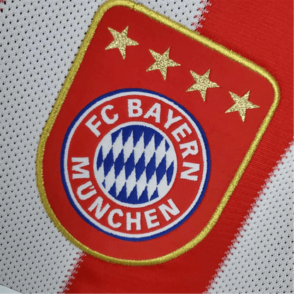 https://cdn.shopify.com/s/files/1/0826/7228/8075/files/20102011-bayern-munich-home-retro-kit-classickits433-309194.webp?v=1741197859
