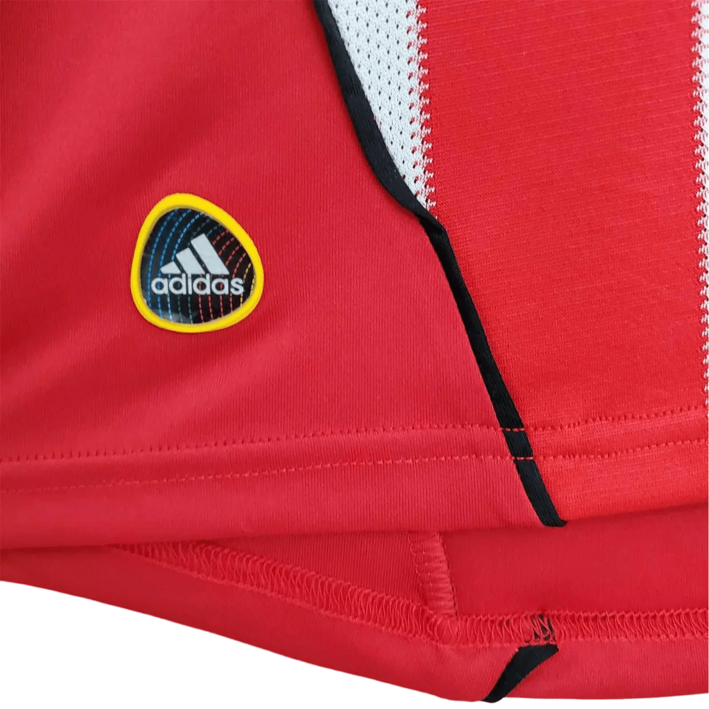 https://cdn.shopify.com/s/files/1/0826/7228/8075/files/20102011-bayern-munich-home-retro-kit-classickits433-395314.webp?v=1741197844